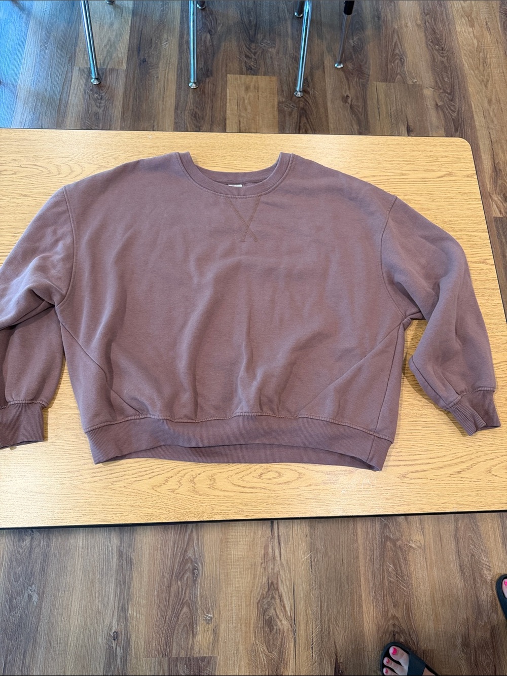 Women’s Crewneck Sweatshirt in Mauve